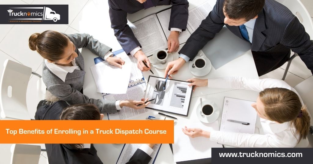 Top Benefits of Enrolling in a Truck Dispatch Course
